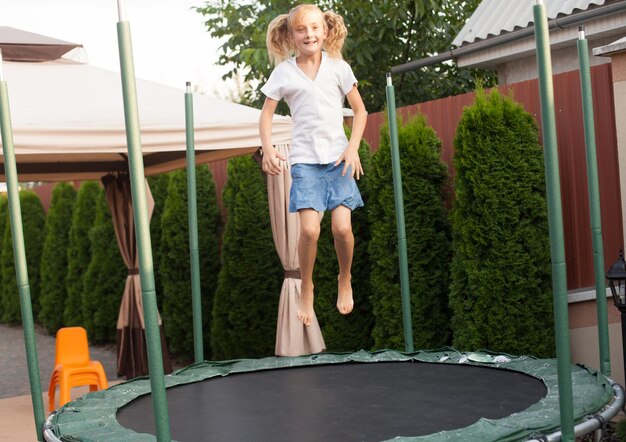 full-length-happy-woman-swimming-pool_1048944-809782